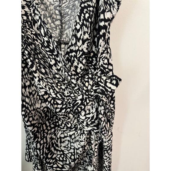 H & M Sleeveless Black and White patterned wrap mini sheath dress size XL - Picture 8 of 12